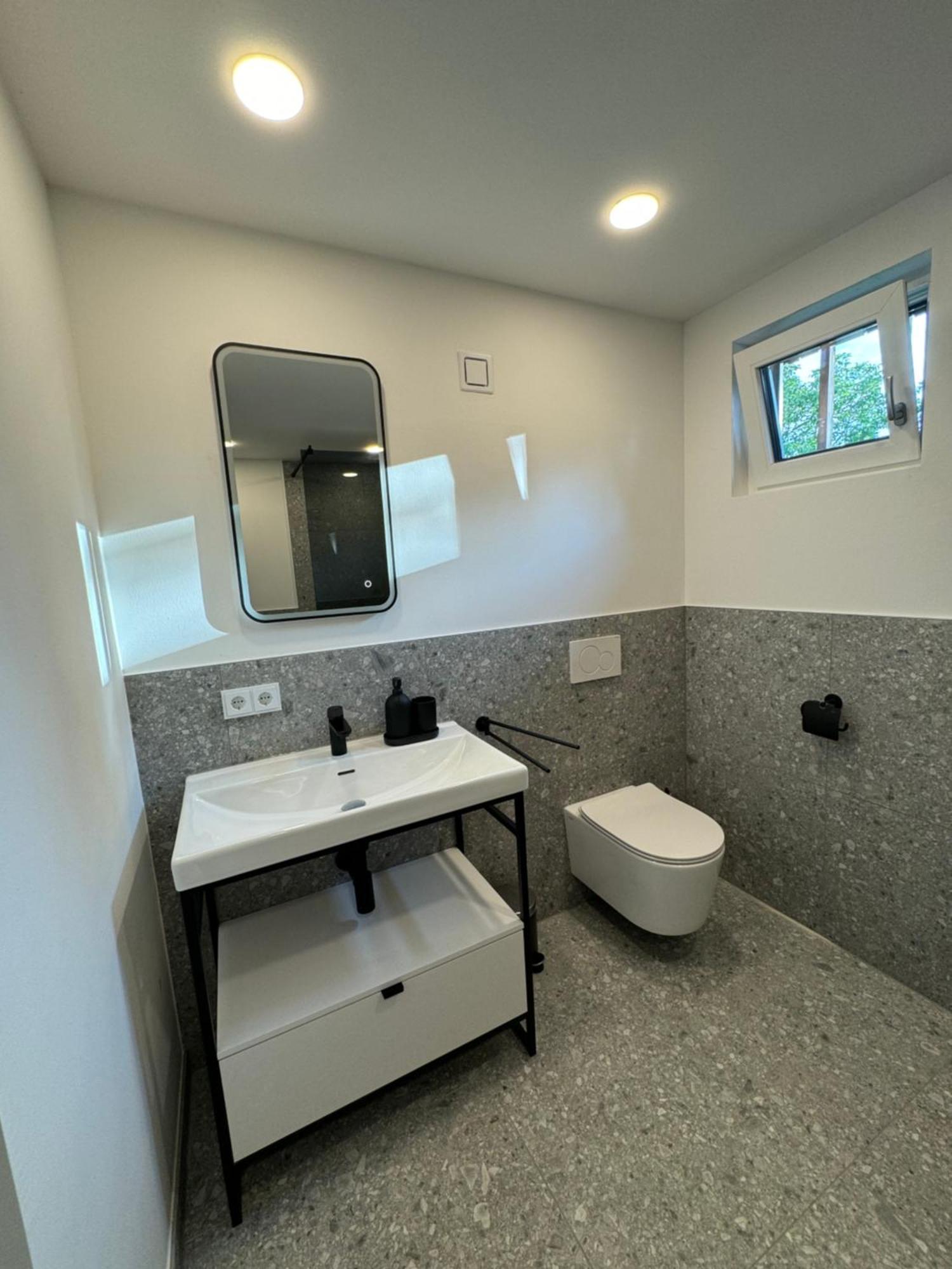Superior Tiny Apartment *